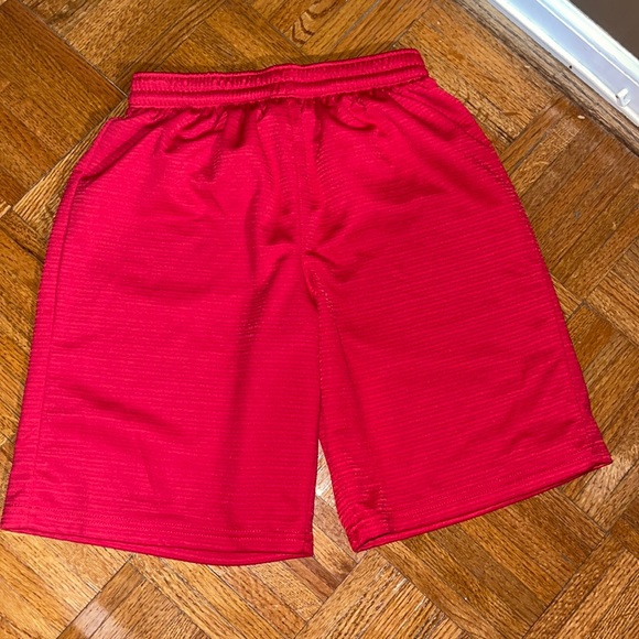 Academy LTD Red basketball shorts size 10-12 - Picture 1 of 3